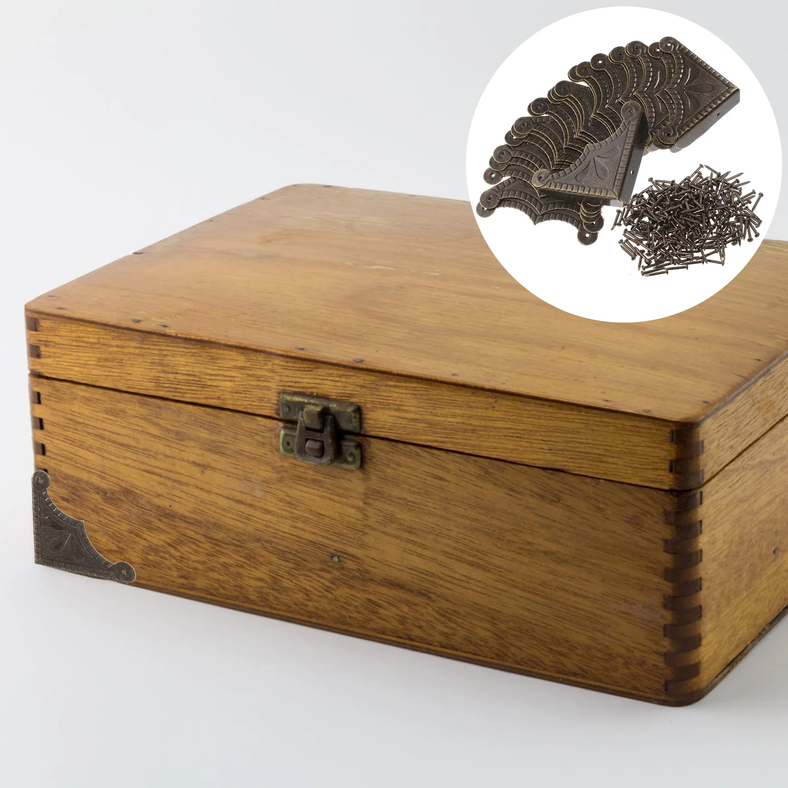 

30pcs Metal Corner Protectors Vintage Style Box Edge Guards Decorative Furniture Cabinet Brackets Desk Bumpers for Wood Gift