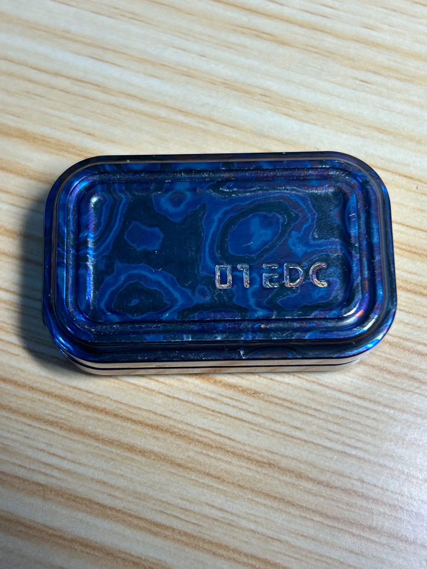 

01edc Zirconia Horse 02 Touch Push Card Limited to 70 pieces