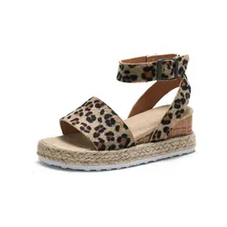 Girls Sandals 2024 New South Korean Weaving Hard Sole Casual Shoes with Leopard Printed Design Girls Sandals for Outdoor