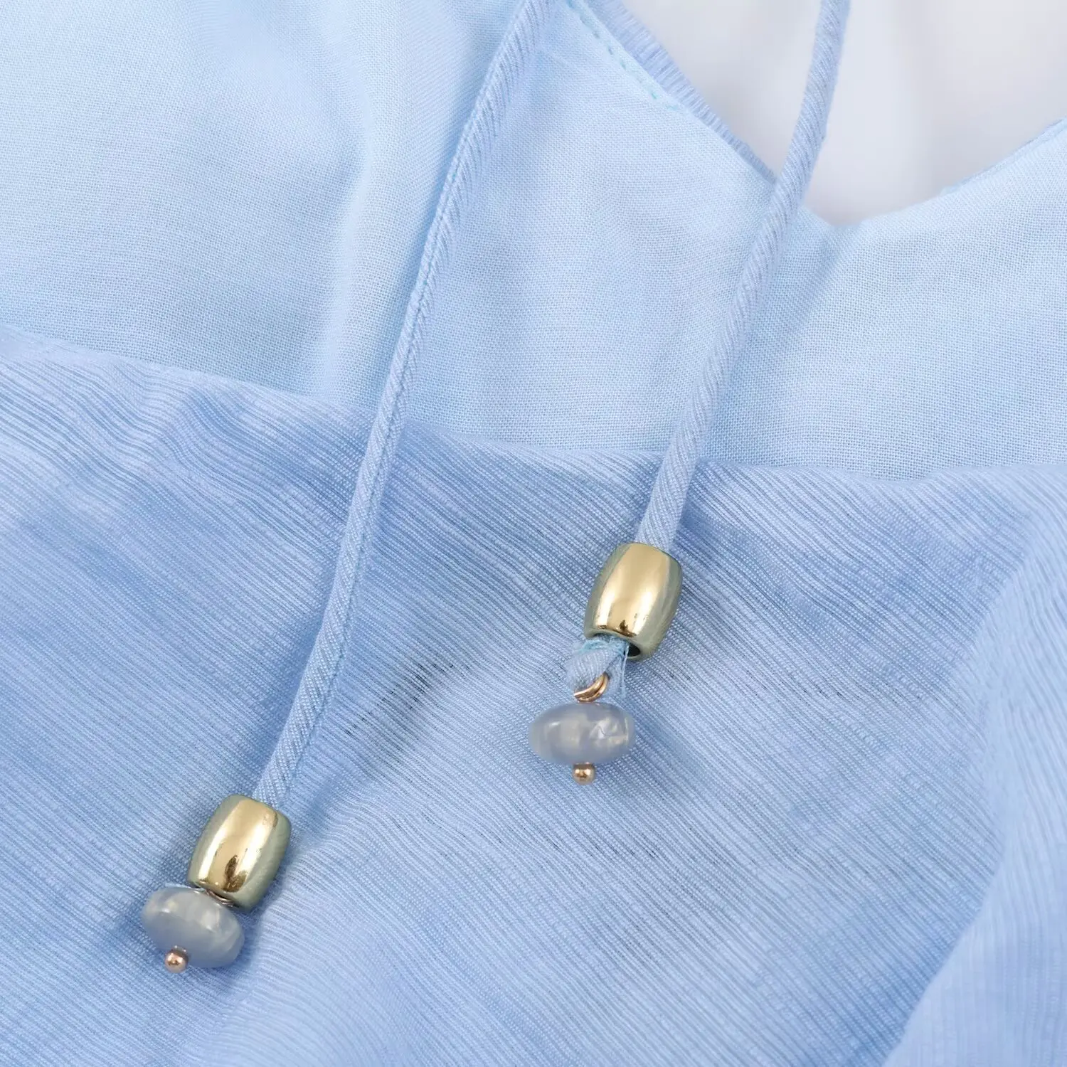 TFMLN Sommer Damen Neckholder-Minikleid, Lässiges Einfarbiges Rüschen-Stufenkleid, Ärmelloses Kurzes Kleid, Elegantes V-Ausschnitt Rückenfreies Damen-Outfit – Detail 12