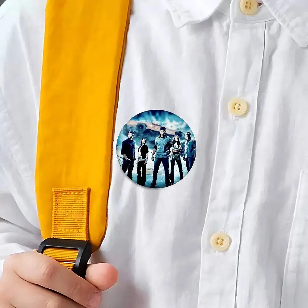 MovieS F-Final Destination Badges الإبداعية صفيح لينة زر دبابيس الحيوان أيقونة بروش التلبيب على ظهره شارة