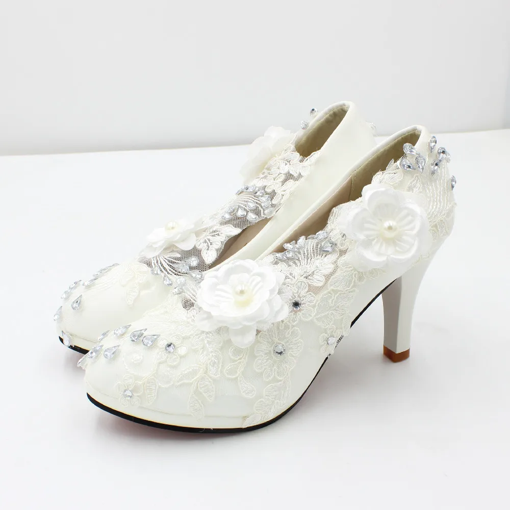 2022 New lace high-heel bridal shoes Three-dimensional flower decoration women\'s shoes large size white wedding shoes BH2206