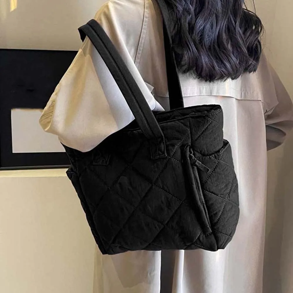 

Large Capacity Quilted Cotton Tote Bag Soft Portable Lingge Shoulder Bag Storage Pouch Thickened Commuting Handbag School