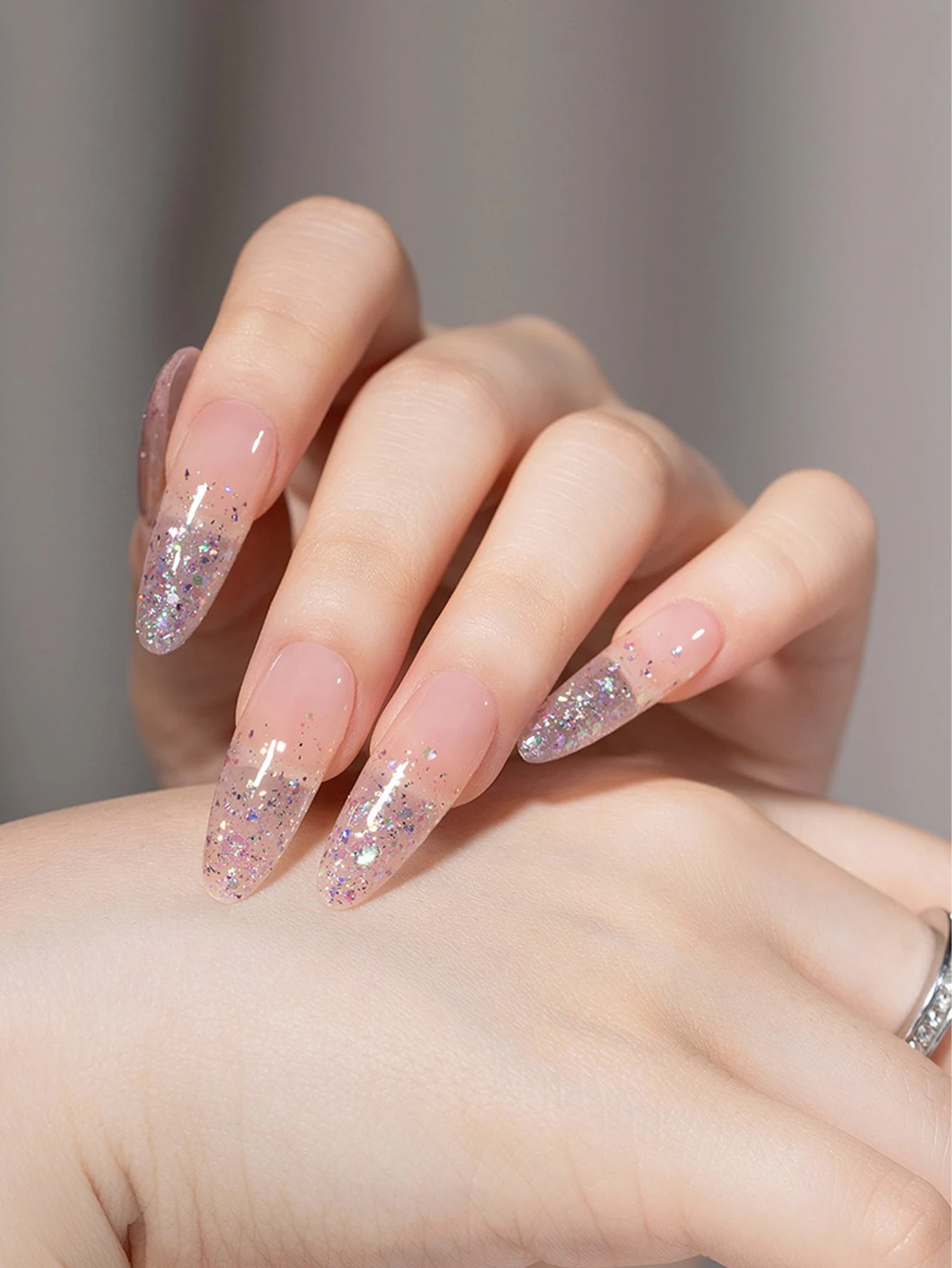 1/12 SZT. 2025 Nowy Salon Paznokci Kolorowe Brokatowe Cekiny Brokatowe Chmury Brokat Kruszone Diamenty Długotrwały Lakier Hybrydowy do Paznokci