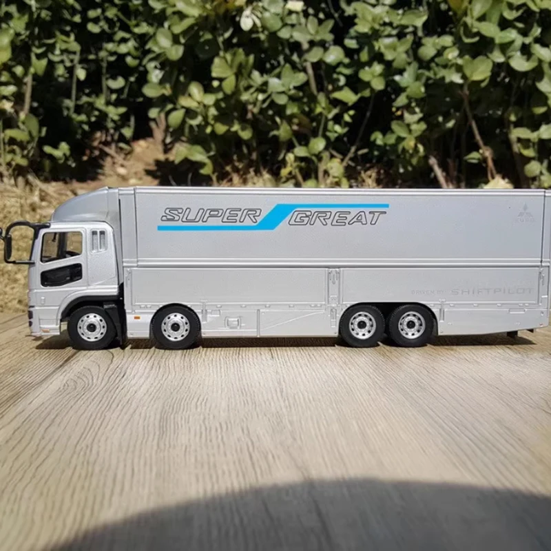 Diecast 1:43 Schaal SuperGreat FUSO Wing Span Container Truck Legering Model Auto Afgewerkt Simulatie Collectie Gift Speelgoed Display