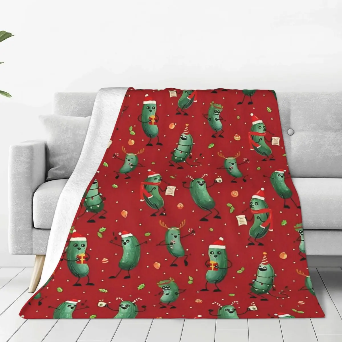 Christmas Pickle Pattern Red Blanket Warm Soft Plush Throw Blanket For Couch Chair Travel Office Flannel Bedspread Bed Cover