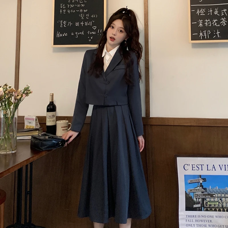 

Woman's Winter Plus Size College Style Short Blazer Pleated Skirt Set Retro Casual Buckle Suit Jacket and Skirt Two-piece Sets
