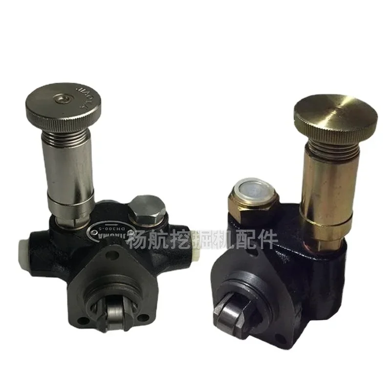 Hand Oil Pump Fit for Excavator For Daewoo Doosan 150/220/225/300-5-7 Manual Oil Pump Accessories