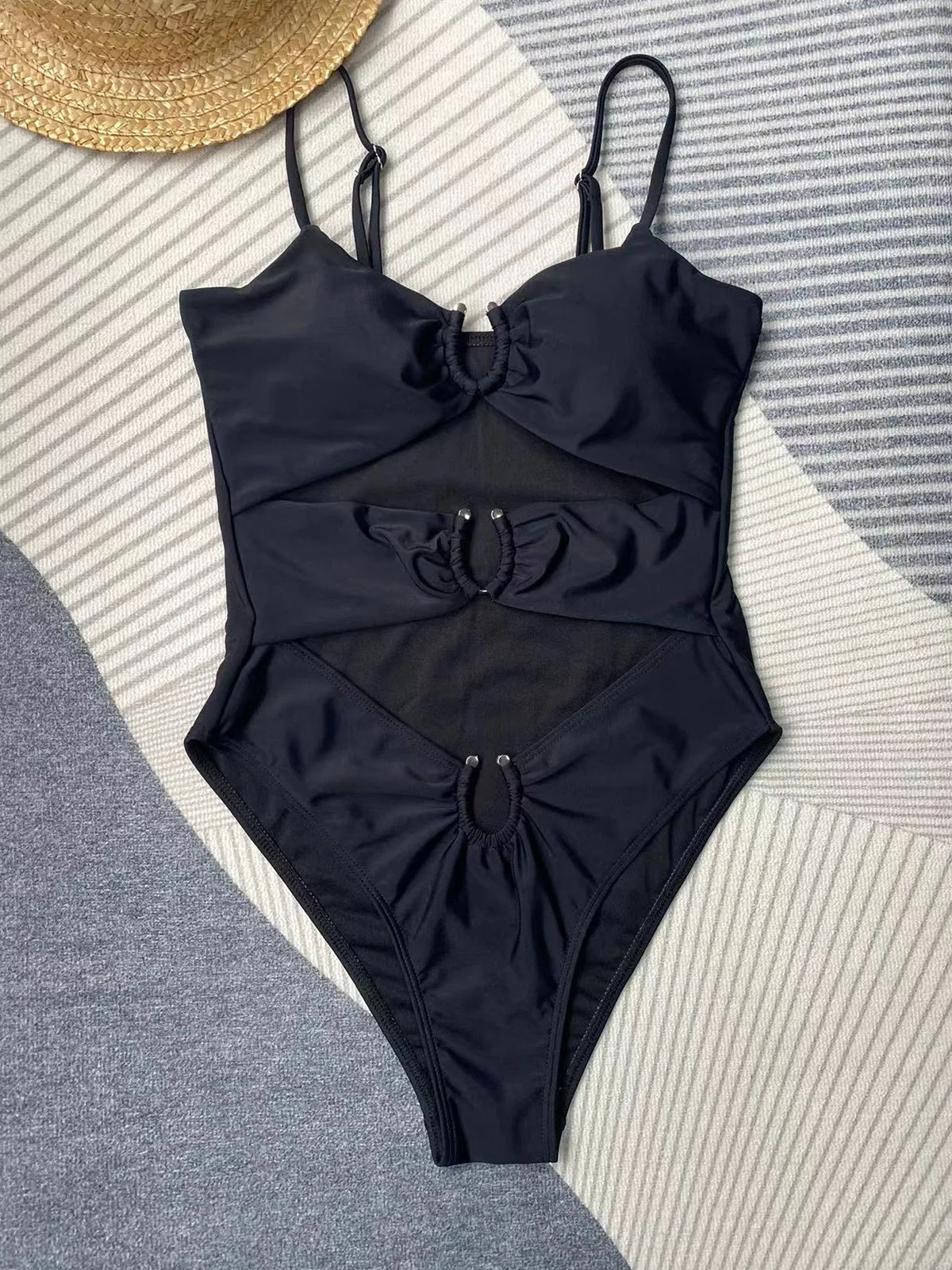 Traje de baño de una pieza para mujer, traje de baño ahuecado, Monokini sin espalda de playa, trajes de baño brasileños femeninos, nuevo, 2024