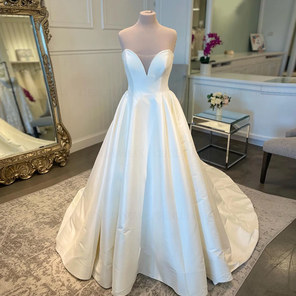 Elegant Satin Wedding Dresses Sweetheart A-Line Bride Dress With Sweep Train Simple Dresses For Women 2026 Robe De Mariee