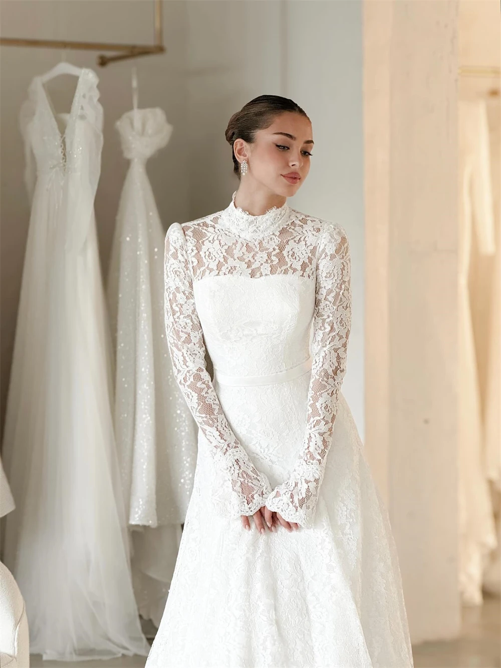 

Customized Boho White Lace Bridal Gowns Classic O-Neck Long Sleeves Wedding Dress Elegant A-Line Court Train Vestido De Novia