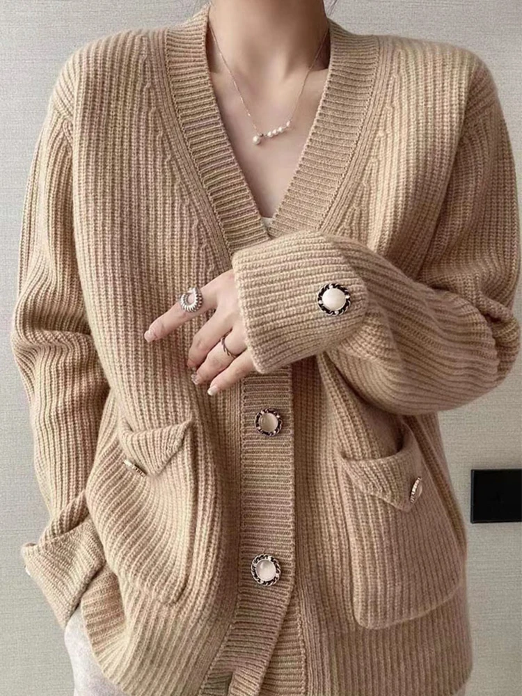 Winter 2023 Korean Fashion Women\'s Elegant Solid Pink Outerwear Pearl Button Knitted V-neck Y2k Cardigans Vintage Warm Sweater