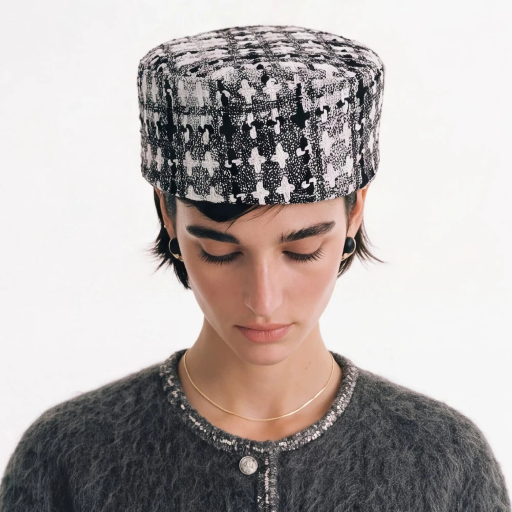 Autumn Women British Style Pillbox Hat Retro Elegant Trendy New Plaid Pillbox Hat Outdoor Dating Shopping Woven Hat