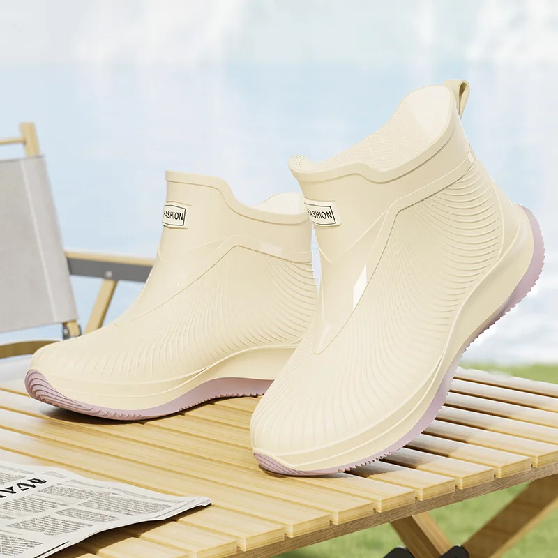 

Trendy Women's Fashionable Waterproof Non-slip Shoes Women's Short Water Boots Rain Boots Low-cut Thick Sole Wear-resistant Shoe
