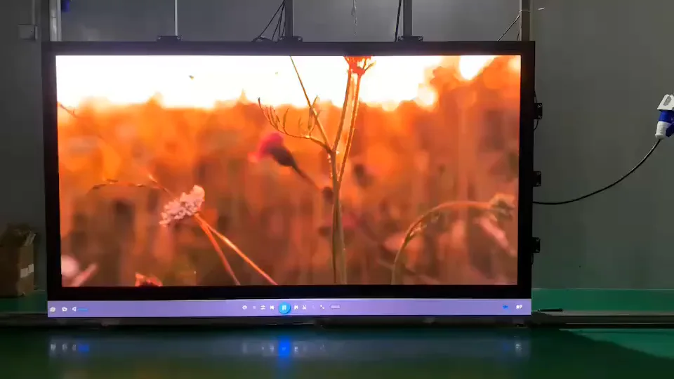P1.53 Display da interno a LED da 640 * 480 mm a colori ad alta definizione per esposizioni video Schermo capacitivo con funzione di centri commerciali