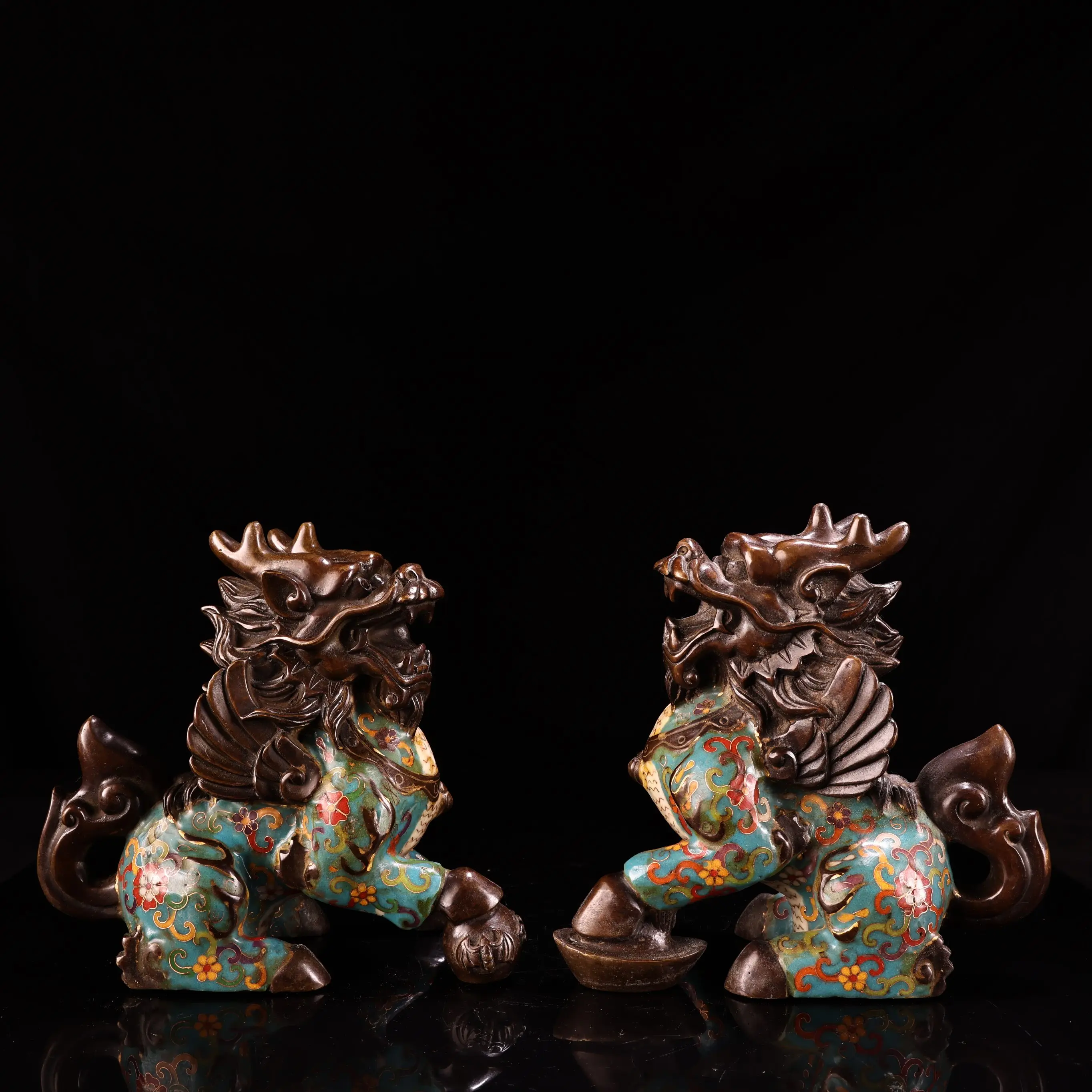 

8"Xizang Folk Old Bronze Cloisonne Enamel mythical beast Fortune Kirin Statue A Pair Amass wealth Ornaments Town house