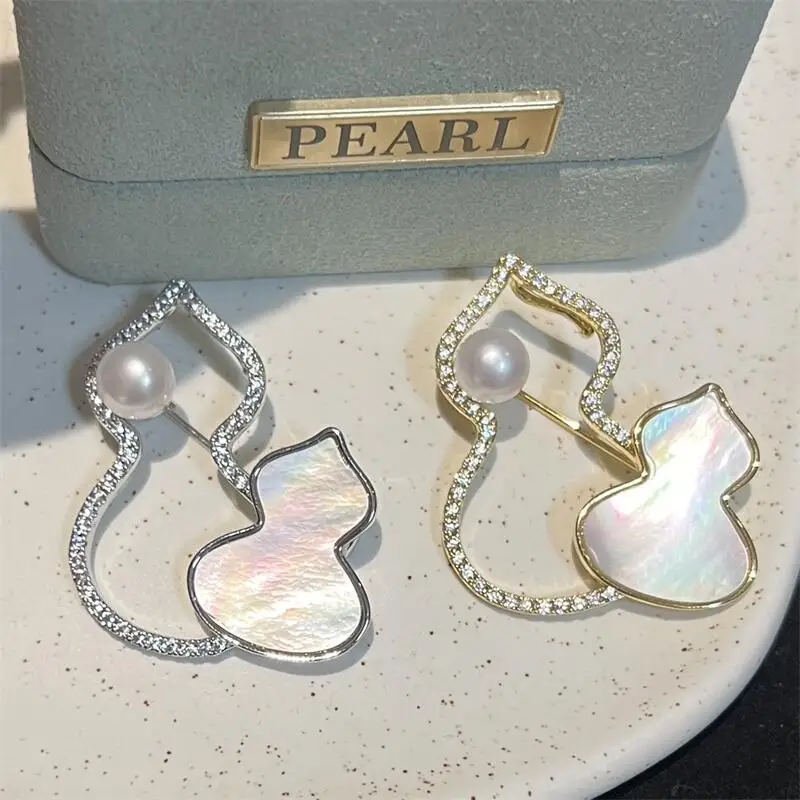 

Luxury Gourd Brooch with Pearl & Mother of Pearl, Gold/Silver Plated Zircon Pin for Women, Lucky Charm Jewelry Gift