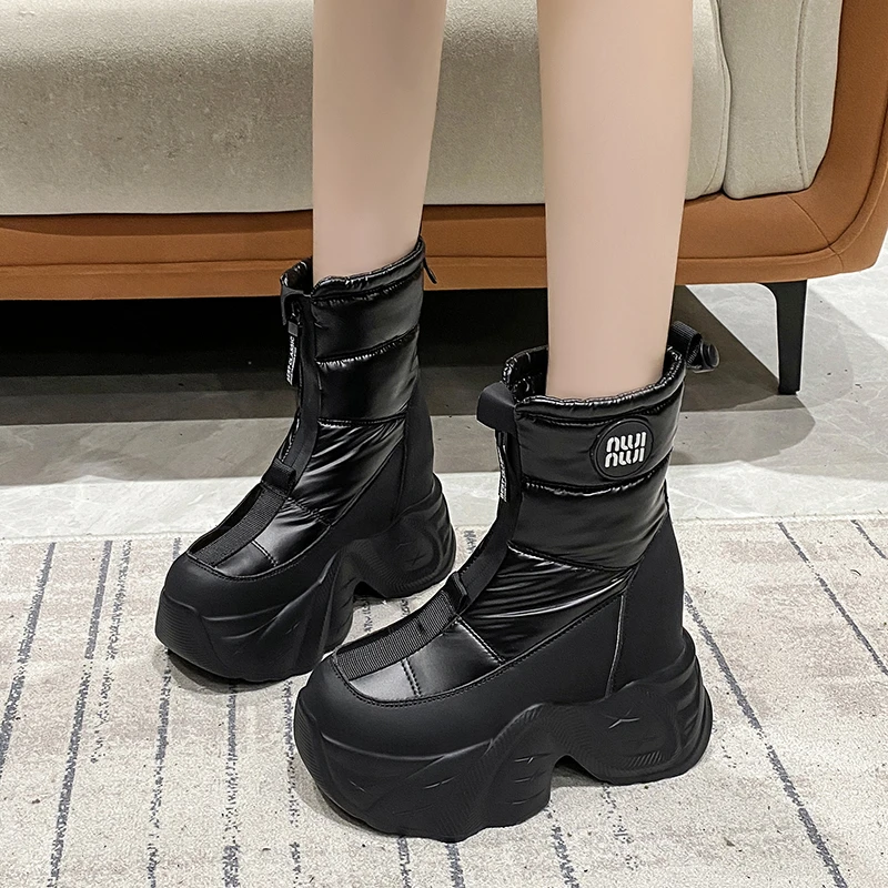 

2025 New 10cm Women's Fur Snow Padded Waterproof Short Boots, Chunky Platform Sole, Zipper Detail Fashionable Casual Style