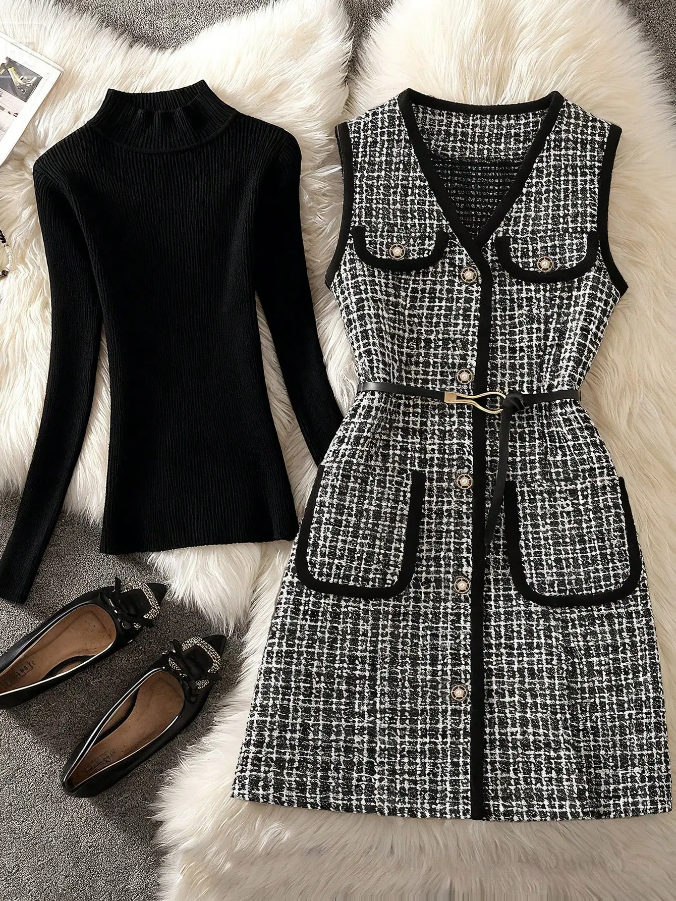 

Women's Sleeveless Houndstooth Tweed Jacket with Belt & Buttons, V-Neck, Party & Casual Wear