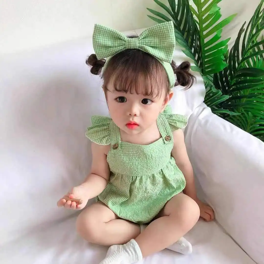 Summer Korean of Baby Girl with Small Checkered Flying Sleeves Newborn Clothes Fashion and Cute Kids