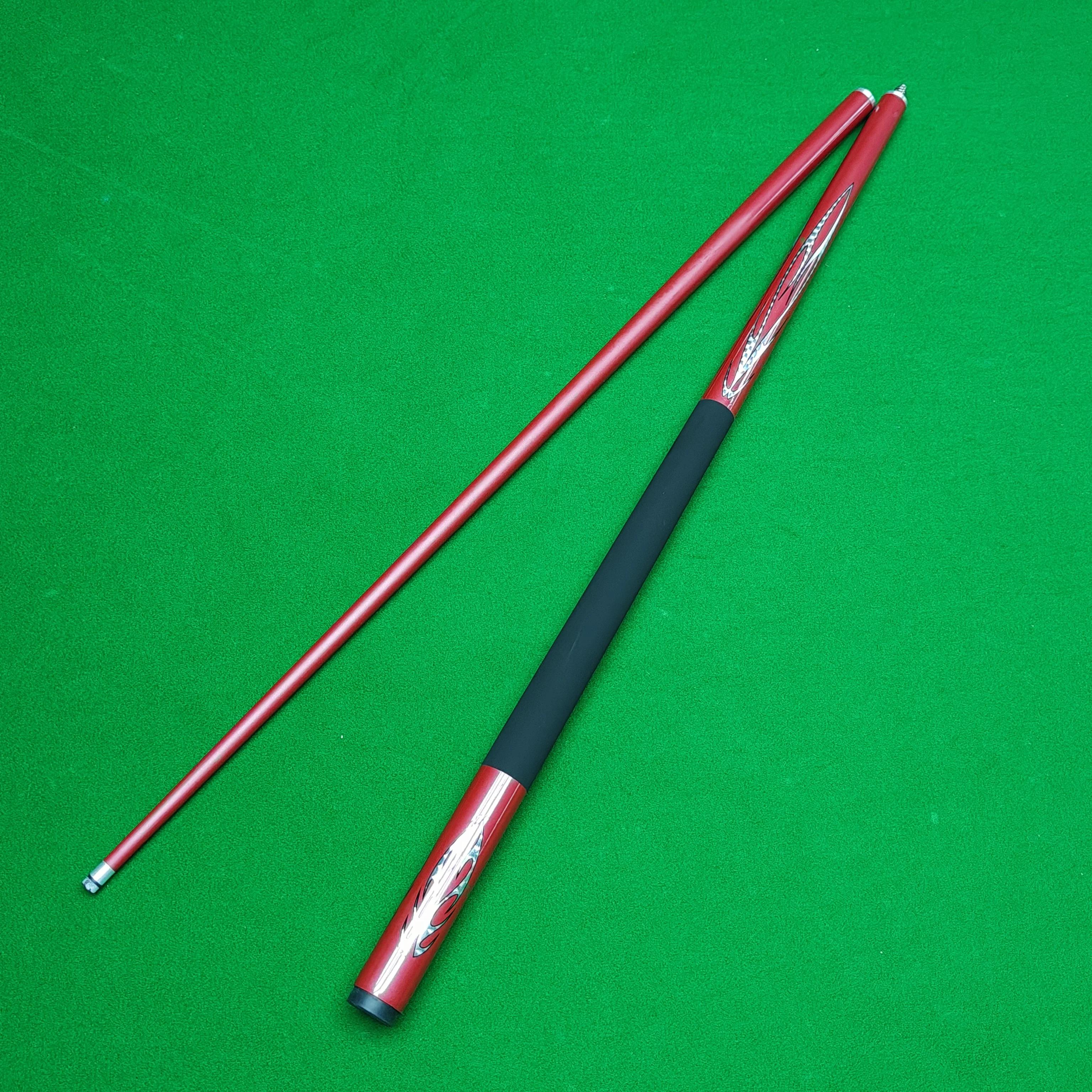 Durable Composite Carbon Pool Cue Stick Portable and Easy to Assemble American Billiard Cue for Bar Tables Secure Connection