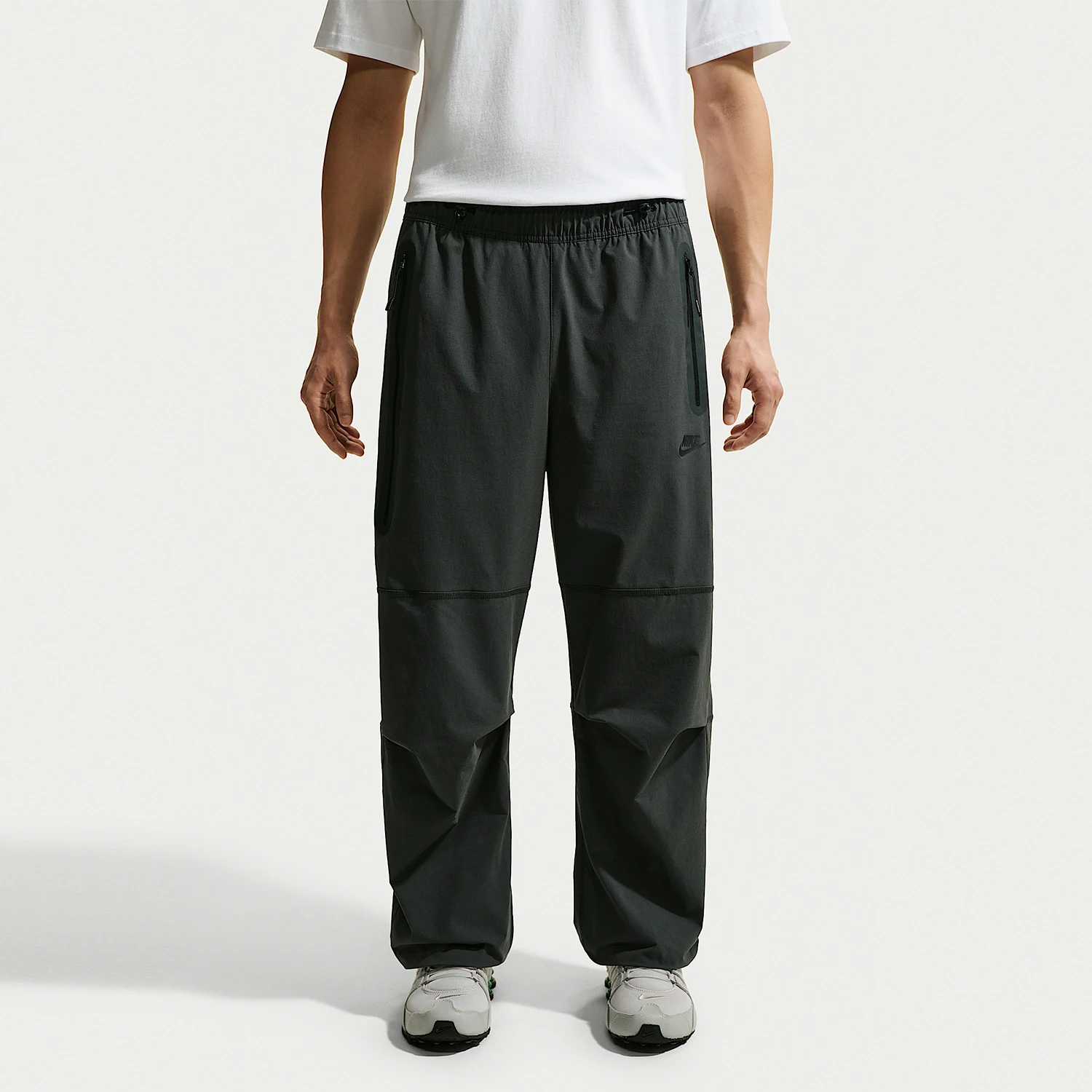 Nike genuine Dri Fit Tech men's moisture wicking casual pants IU7637-060