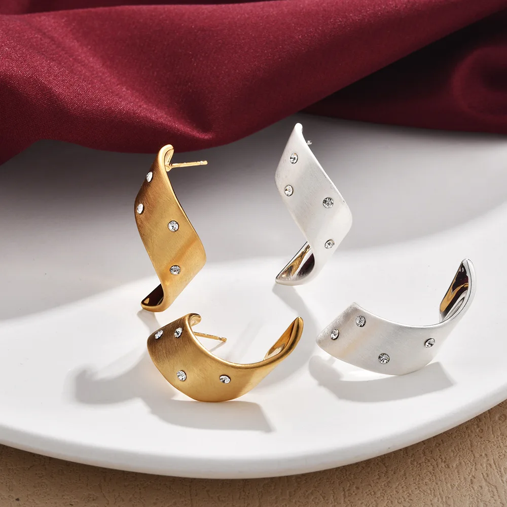 Unique design sense spiral twist brushed streamer stud earrings temperament new fashion personality earrings ear jewelry