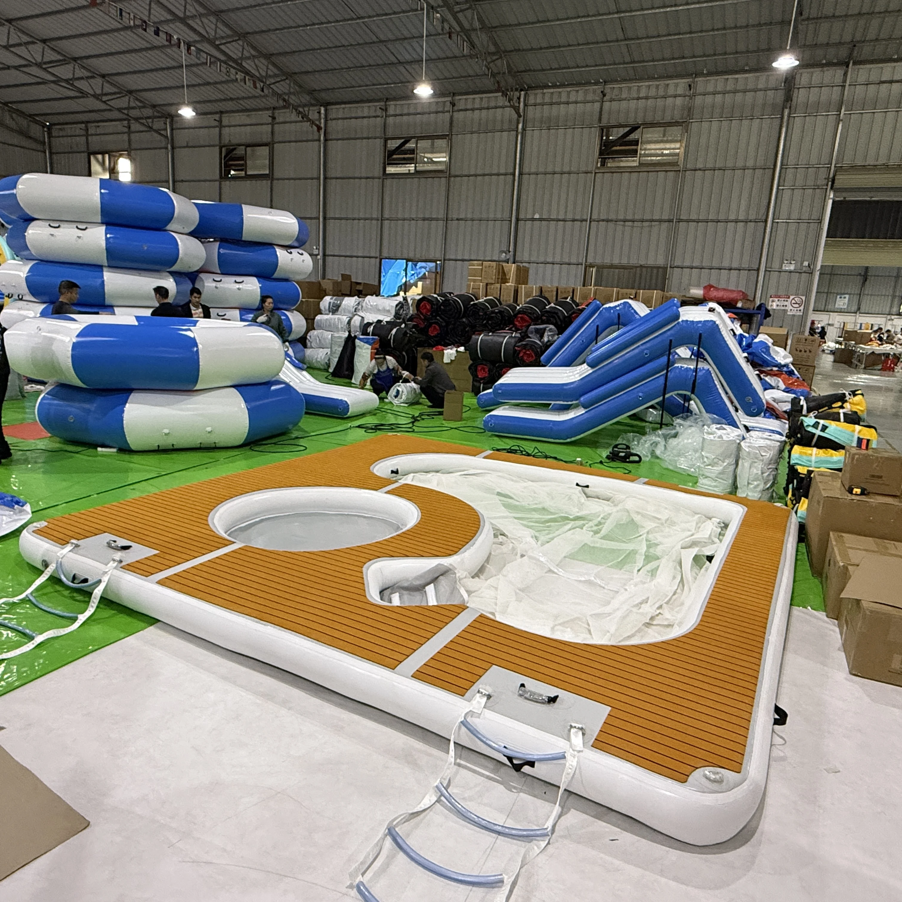 Seafront Yacht Swimming Pool Inflatable Floating Dock Air Dock Platform Floating Island Raft with None-Slip Surface