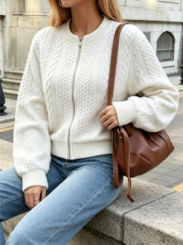 New Autumn Jacquard Casual Short Jackets Long Sleeved Winter Women Shirt Ladies Loose Solid Color O Neck Elegant Short Coats