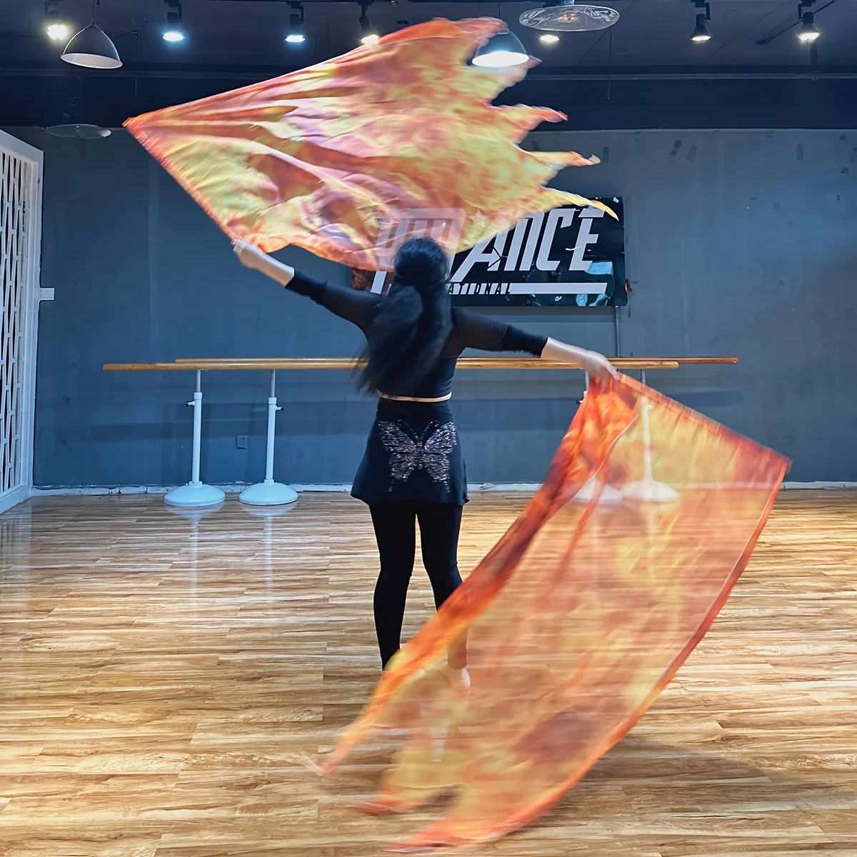 accessoires-de-scene-en-mousseline-de-soie-teint-par-nouage-demi-cercle-ailes-d'ange-bannieres-d'eglise-de-danse-premium-drapeaux-de-culte-de-foi-drapeaux-de-louange-de-sport-livraison-directe