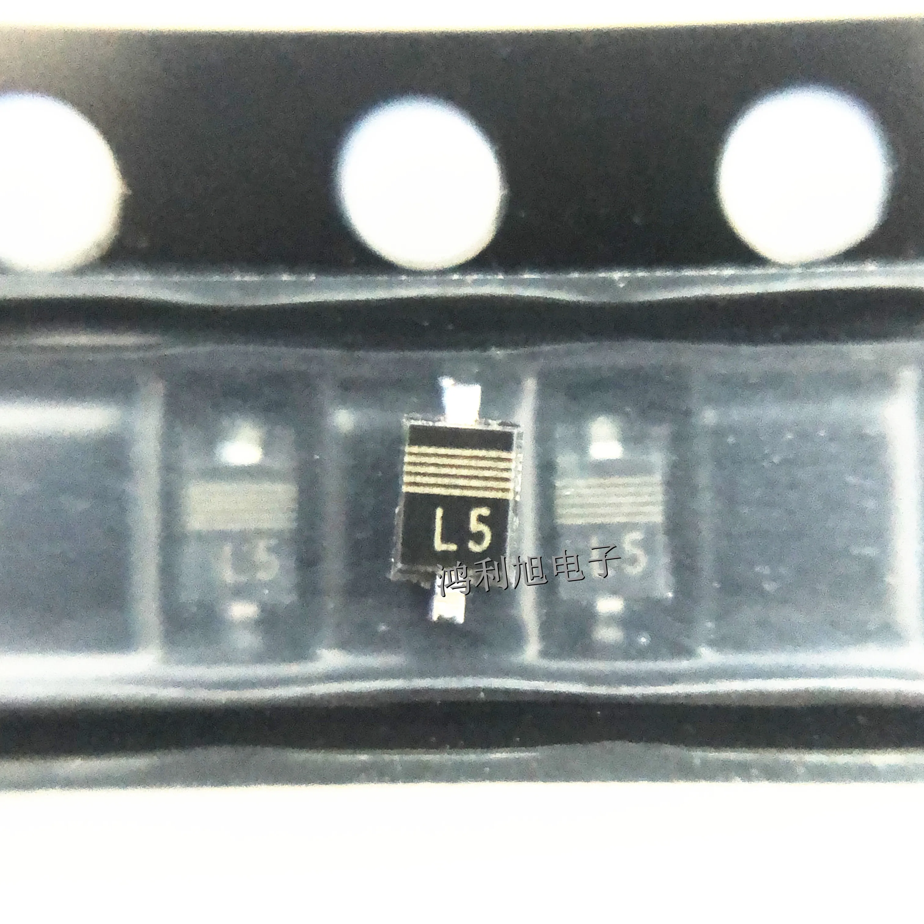 

50PCS/Lot BZX384-B8V2 MARKING: L5 Zener Diode Single 8.2V 2% 15Ohm 300mW Automotive 2-Pin SOD-323 T/R