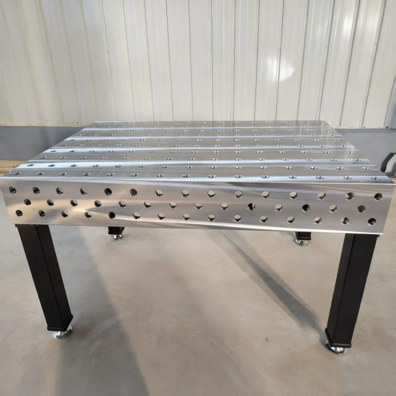 Multi-Functional New 3D Soldering Station Plasma Nitrided Surface No Electricity Required for Auto Parts Q355 Steel Structure
