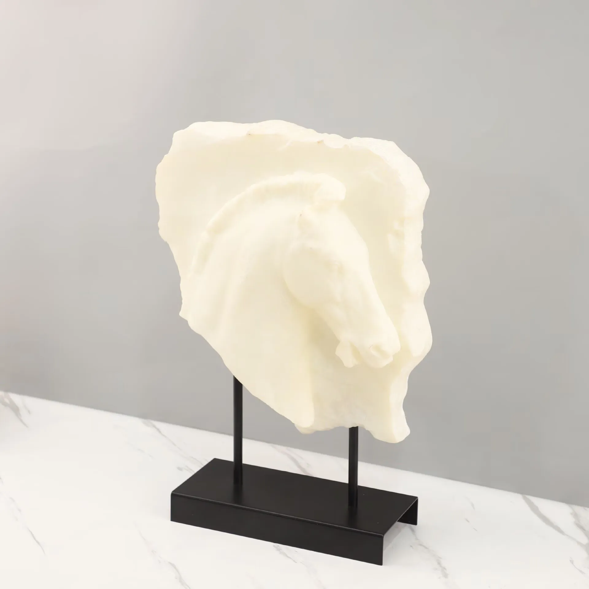 Room Decor Sectional Horse Sculpture Ornament Abstract Art Sculpture Living Room Entrance Office Desktop Decoration Accessories