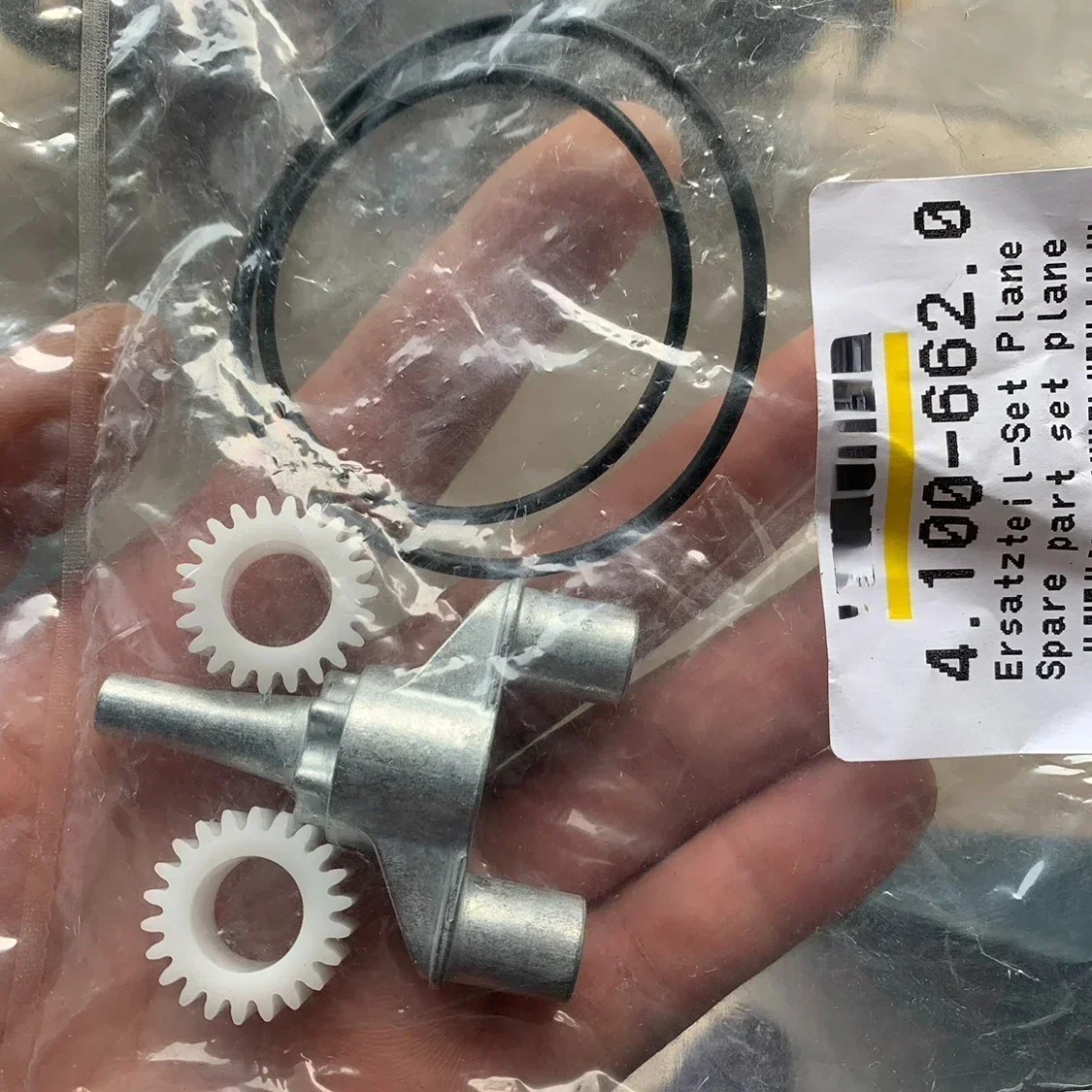 

for KARCHER High-pressure car wash machine K2 series K3 washing machine parts gear plate bearing ram angle plunger oil seal