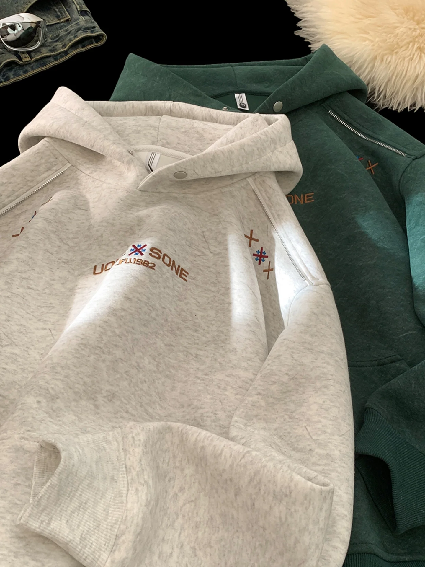 

Мужская толстовка с капюшоном в американском ретро-стиле с вышивкой, утепленная, на флисе, зимняя, молодежная, плотная, теплая, повседневная одежда