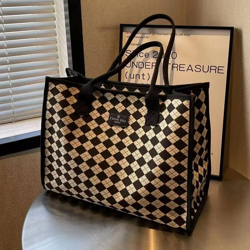 

Large Capacity Bag for Women in Spring and Summer Fashion High-end Shoulder Plaid VersatileCanvas Tote Bag Mommy Bag