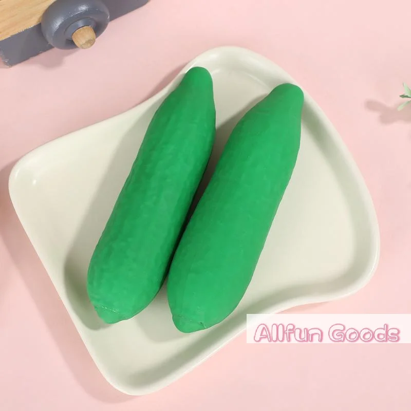 [TG835]Simulation Cucumber Elastic Squeeze Toy Slow Rebound Soft Fidget Decompression Prop for Kids Stocking Stuffers Gifts