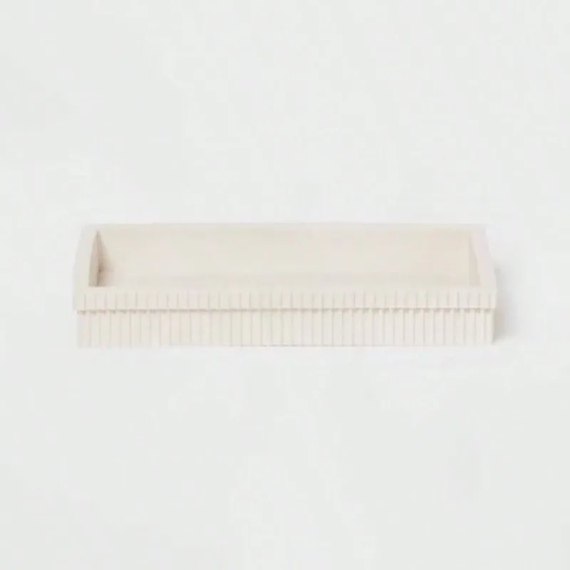 Ребристый поддон для ванны белый -Прямоугольный поднос для ванны Материал из смолы Ребристый дизайн Поднятые края Белоснежный оттенок