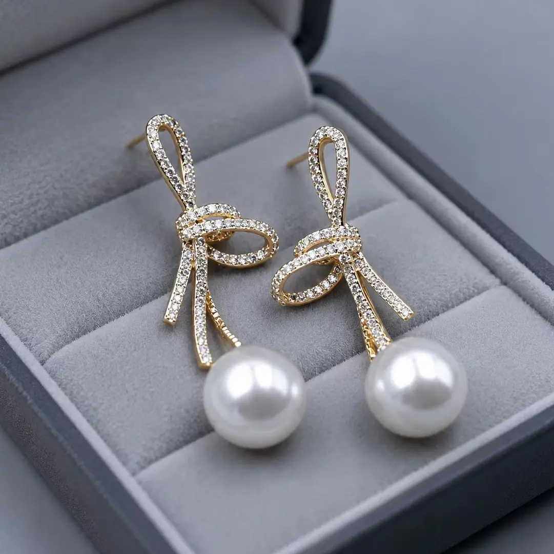 Elegant Micro Inlaid Rhinestone Bowknot Pearl Dangle Earring for Women French Style Niche Temperament Advanced Design Jewelry