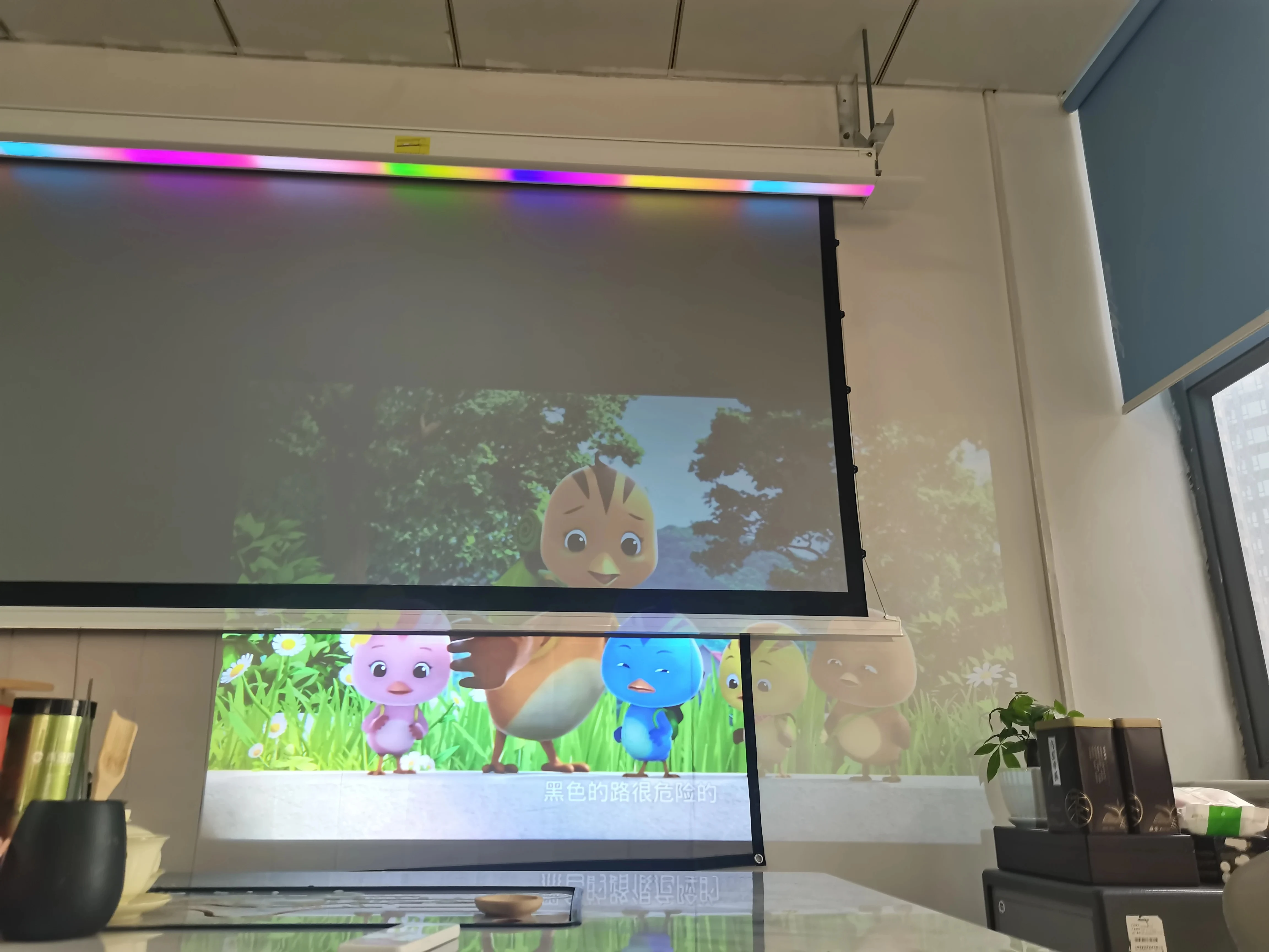 Projector Screen 16:9 4:3 Metal Anti Light Gray Optical Coating Portable Reflective Canvas For YG300 Hy300 DLP Projector