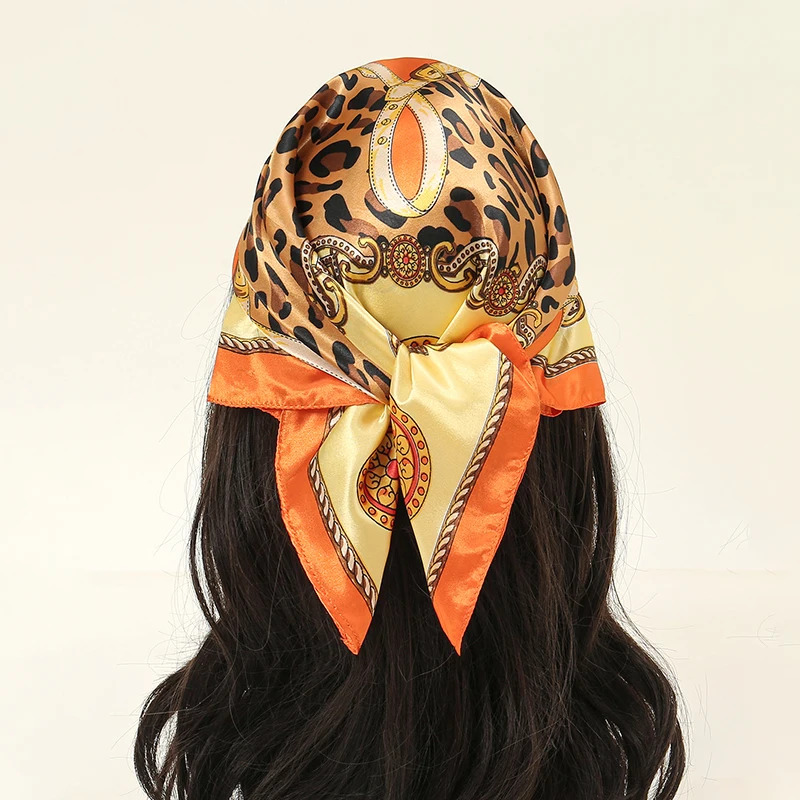 

60*60cm Retro Brand Women Silk Scarf Bandanna Fashion Bohemian Pattern Square Hijab Lady Satin Wrap Headband Foulard Muffler
