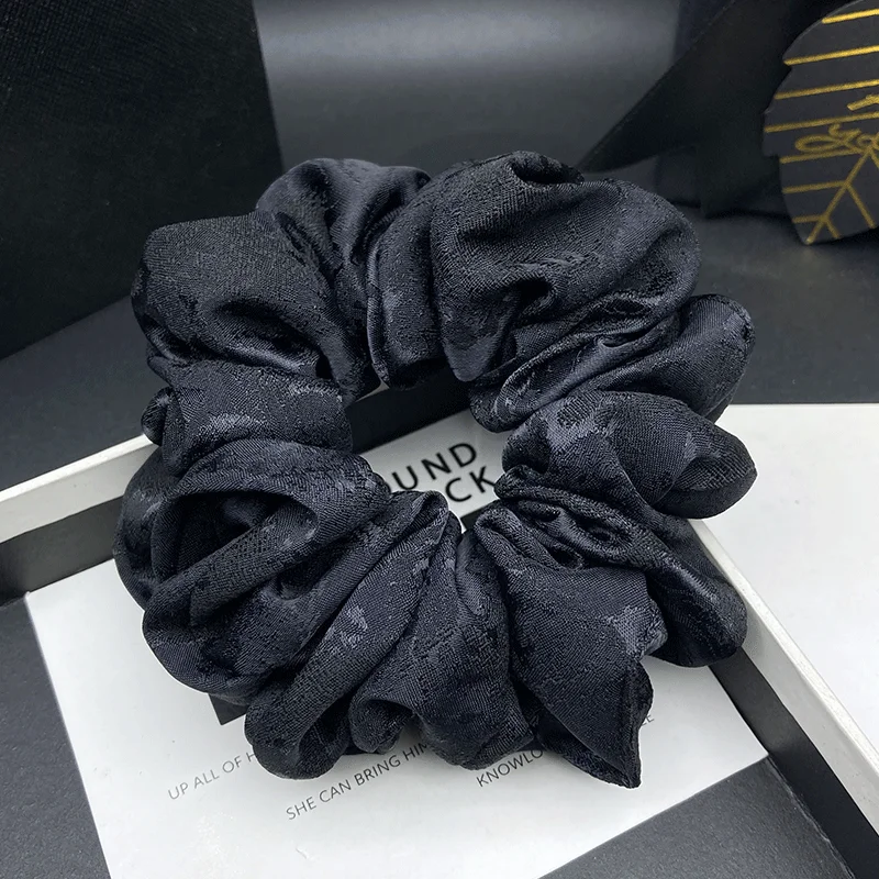 Satin Plissiertes Polka Dot Scrunchie 2026 Neuer Stil Haargummi Hoher Pferdeschwanz Haarband Elastisches Gummiband Haarbündel – Detail 3