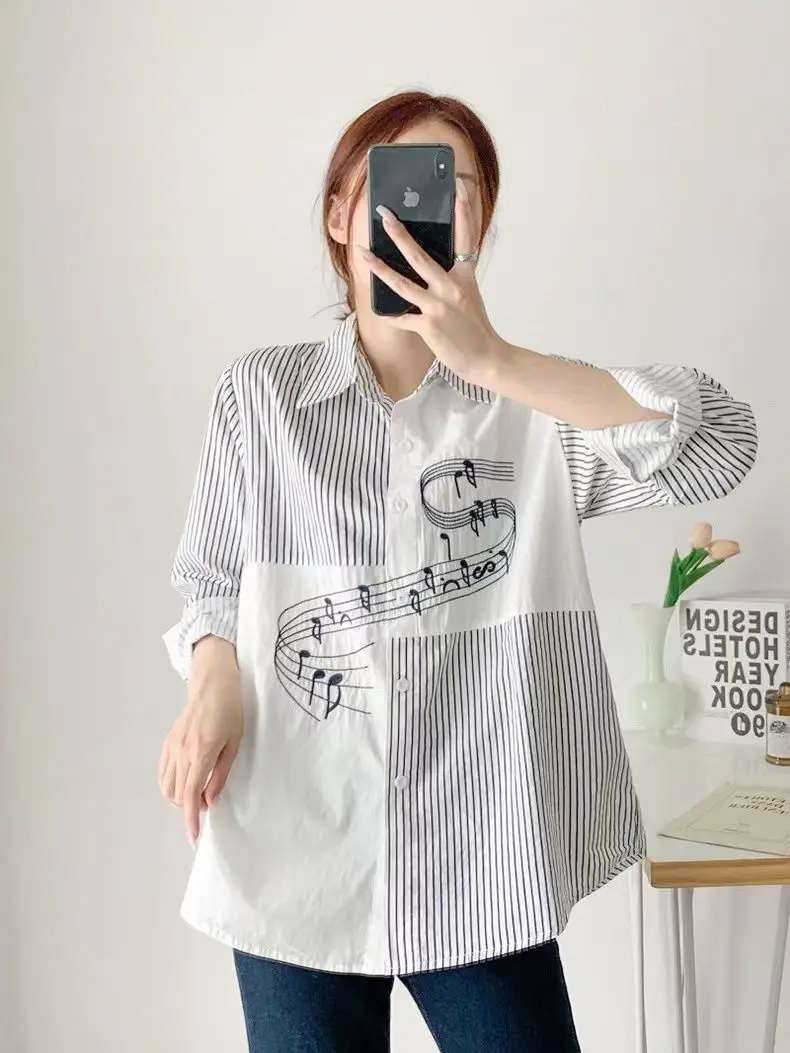 Original Single Artistic Small Fresh Vertical Stripe Splicing Embroidered Notes Loose Shirt Long Sleeved Top Women\'s Clothing