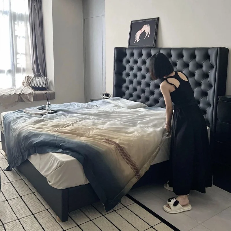 

#Luxury French Retro Soft Bag Bed King Size Solid Wooden Bed Frame High Headboard Tufted Bed