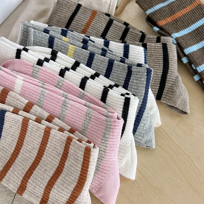 Nowe jesienno-zimowe skarpetki damskie do połowy łydki, bawełniane, w paski, z koronką i w kropki, wysoka jakość, 2025