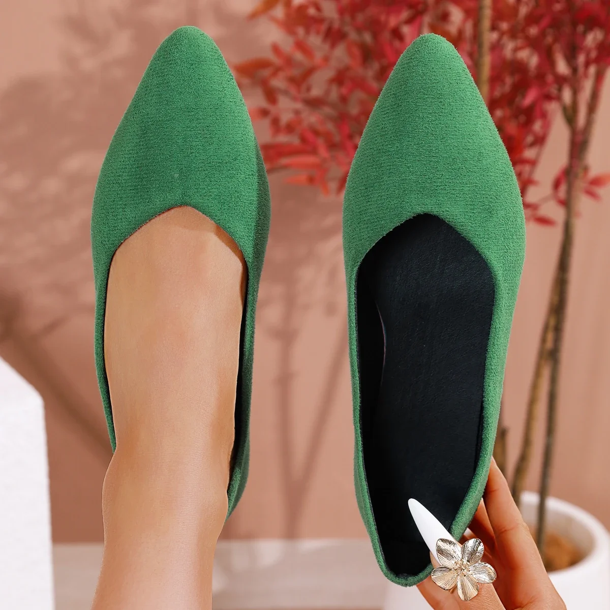Frühling Herbst Grüne Wildleder Damen-Flachschuhe Modische Spitze Bequeme Rutschfeste Büro-Damenschuhe – Detail 4