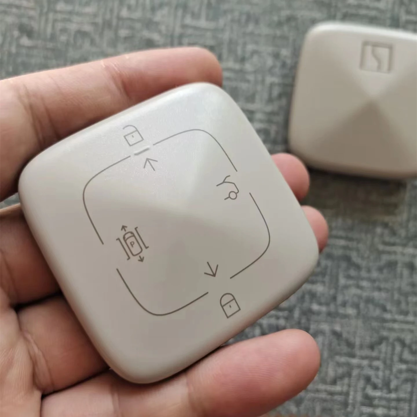 Oryginalny Zeekr X bezkluczykowy klucz zdalny samochodowy Bluetooth dla Zeekr X inteligentny prawdziwy samochód klucz zdalny samochodowy Bluetooth
