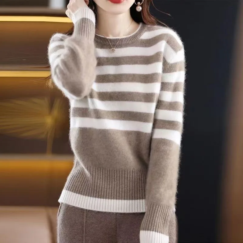 New Autumn and Winter Fashion Lazy Style Colorblock Stripe Round Neck Loose and Versatile Western Style Slim Women\'s Sweater