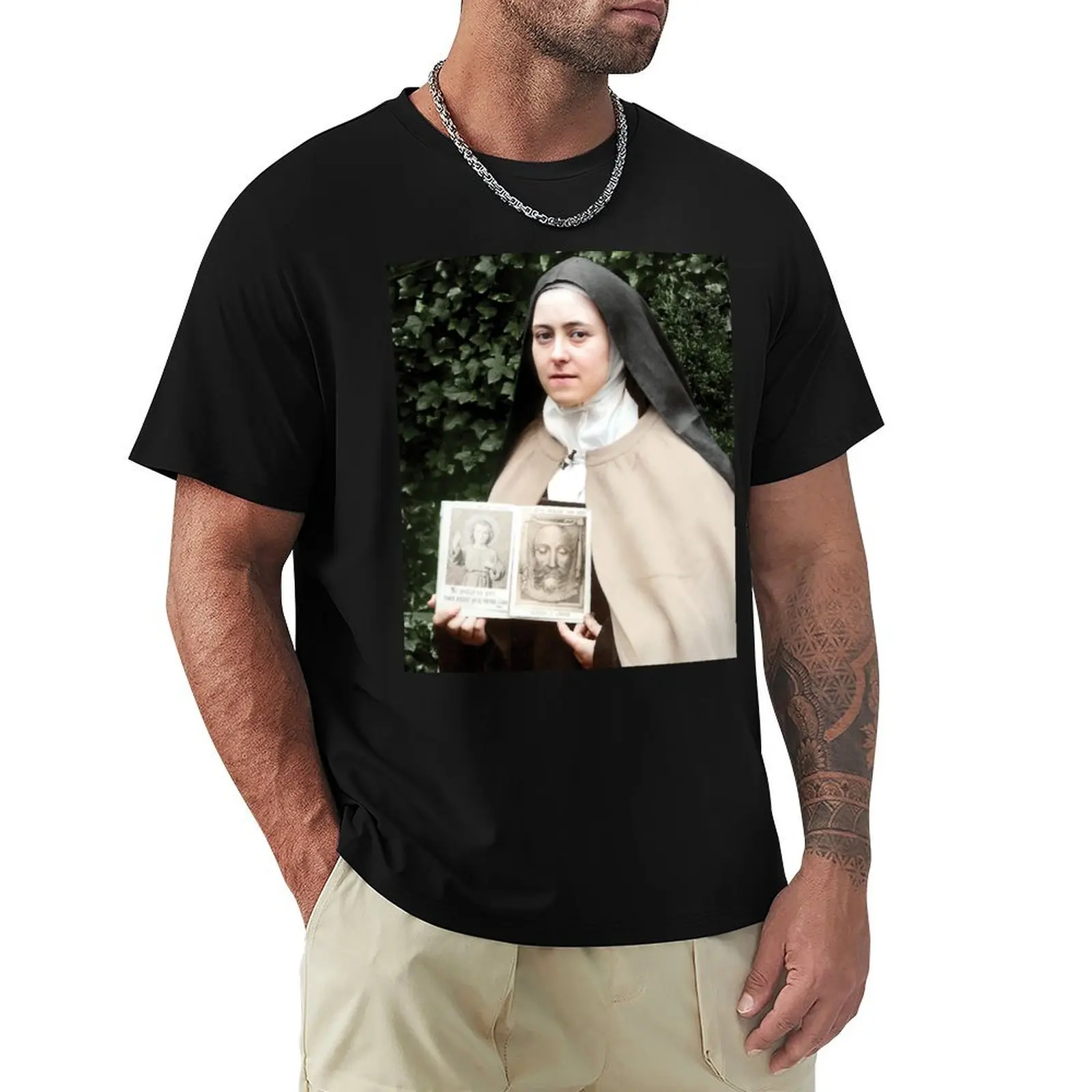 

St Therese of the Child Jesus and the Holy Face the little flower photo in colour, catholic and Christian gifts, little T-Shirt