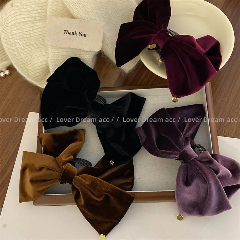 Korean Autumn and Winter New Gold Logo Velvet Bow Shark Clip Barrettes Retro Premium Grip Hair Clip Hair Accessories